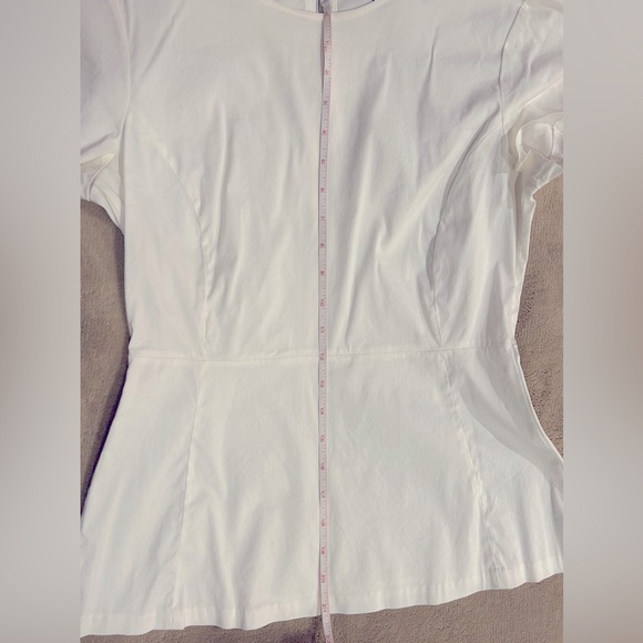 Theory Carrian R Precise Peplum Top in White. Women’s Small - Picture 9 of 9